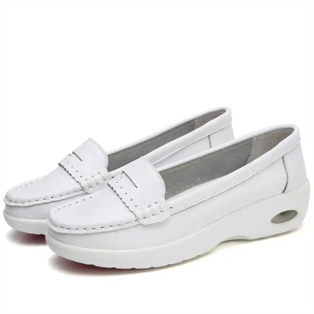 Thick Sole Slipon White Traine - Luxury Lifestyle Lounge avaliação e preço
