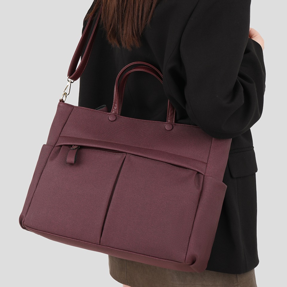 14'' laptop Business Commuting - Luxury Lifestyle Magazine avaliação e preço