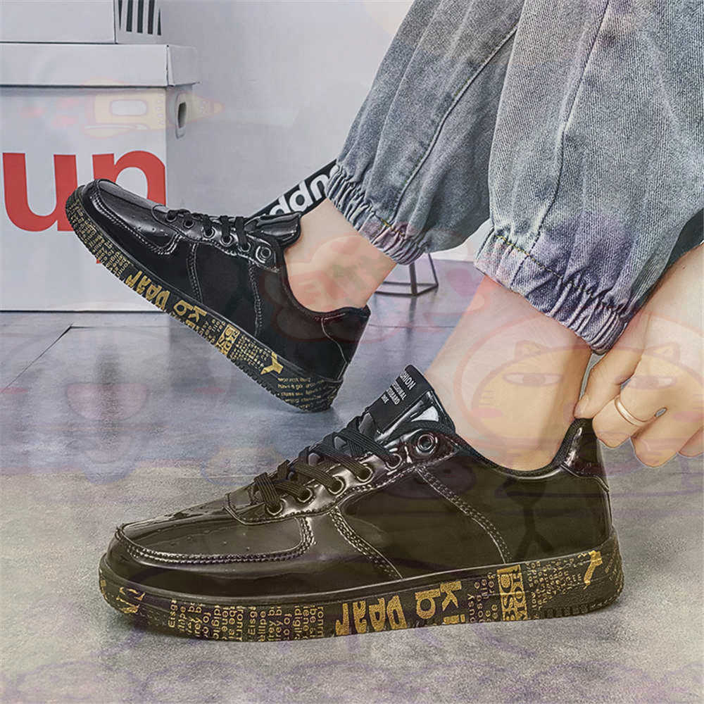 Round Foot Size 45 Sneakers Wh - Luxury Lifestyle News avaliação e preço